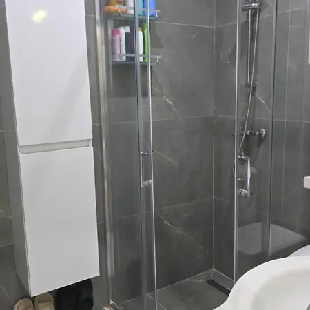 Garden Rezidence Turdiu 3* Тирана